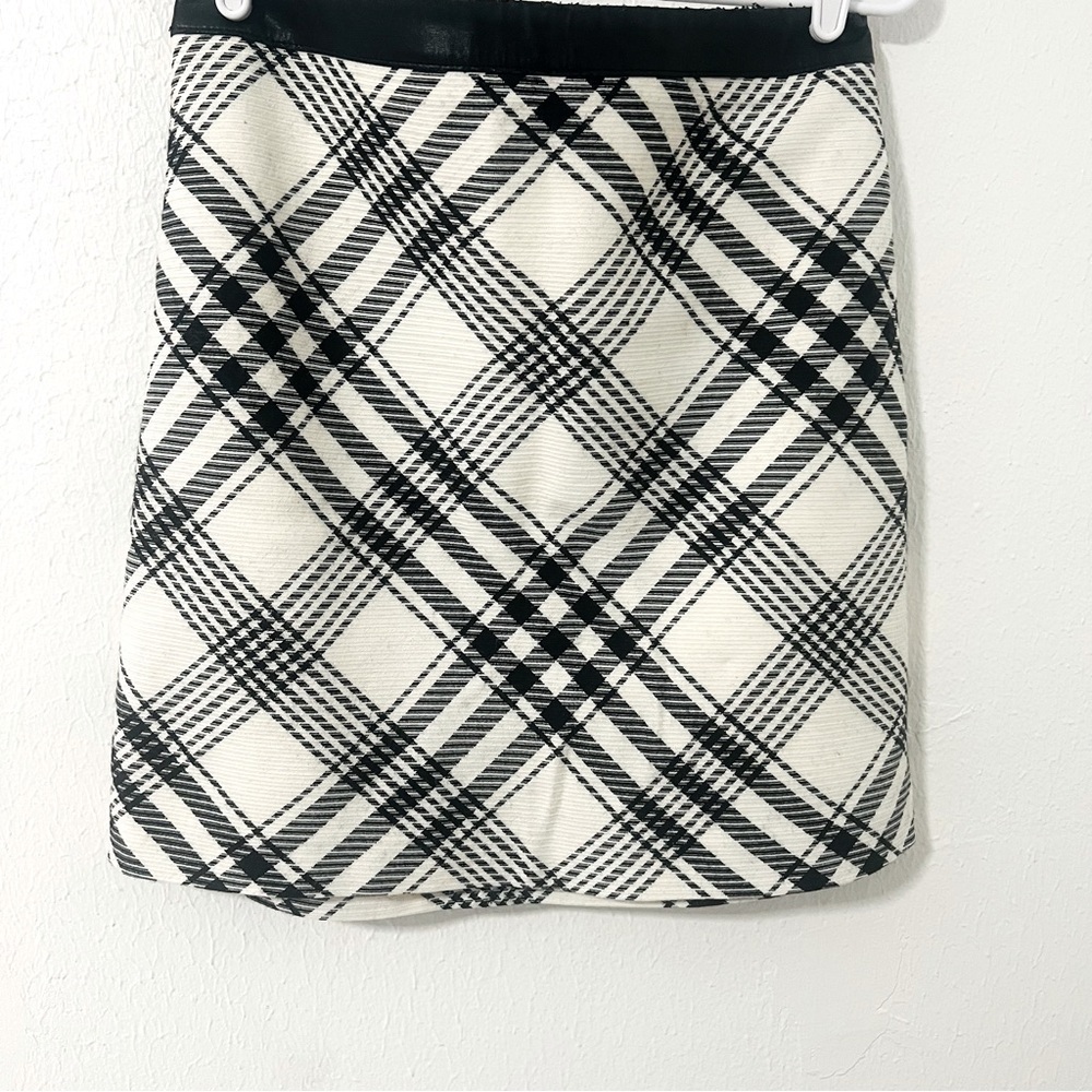 White House Black Market Women’s Size 8 Wool Blend Plaid Pencil Skirt Business